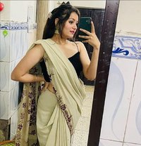 Priya - puta in Chandigarh