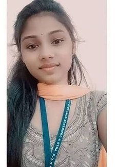 Priya - escort in Coimbatore Photo 1 of 1