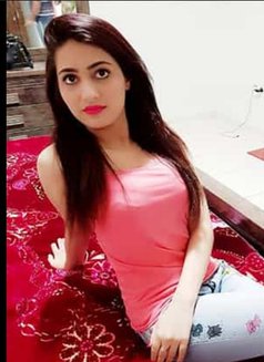 Priya - escort in Coimbatore Photo 1 of 4