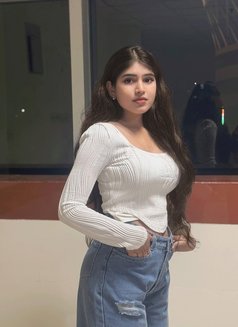 Priya - escort in Hyderabad Photo 4 of 4