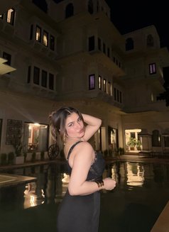 Priya - escort in Navi Mumbai Photo 4 of 5