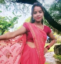Priya - puta in Pune