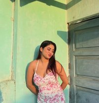 Priya - puta in Vadodara Photo 1 of 3