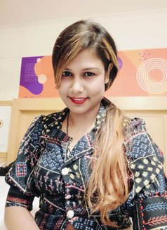 Priya escort - puta in Mumbai Photo 2 of 6