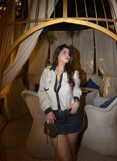 Priya Escort Service 24 Hours - escort in Kolkata Photo 2 of 3