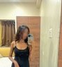 Priya escort service - puta in Bangalore Photo 1 of 2