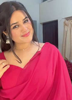 Priya Gupta - escort in Kolkata Photo 1 of 5