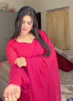 Priya Gupta - escort in Kolkata Photo 4 of 5