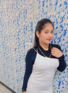 Priya High Profile Escort - puta in Pune Photo 1 of 2