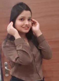 Priya Independent Escort Girl - puta in New Delhi Photo 3 of 3