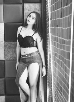 Riya Independent Girl Incall 5* Hotel - escort in New Delhi Photo 5 of 5