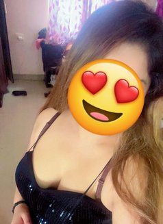 Priya Independent Girl - escort in Gurgaon Photo 2 of 4