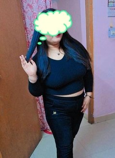 Priya Independent Girl - escort in New Delhi Photo 2 of 3