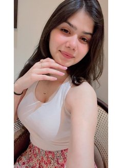 Priya - escort in Abu Dhabi Photo 1 of 6