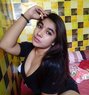 Priya - puta in Ahmedabad Photo 1 of 2