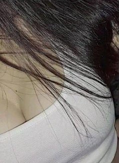 Priya - escort in Ahmedabad Photo 2 of 7