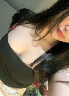 Priya - escort in Ahmedabad Photo 4 of 7