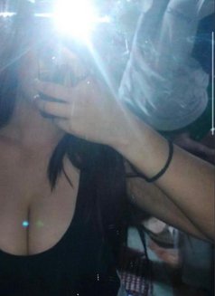 Priya - escort in Ahmedabad Photo 7 of 7