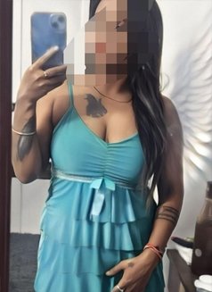 Priya - escort in Bangalore Photo 3 of 3