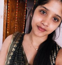 Priya - puta in Bangalore