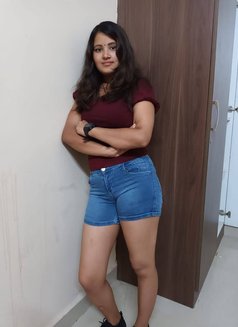 Priya - escort in Bangalore Photo 2 of 7