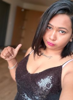 Priya - puta in Bangalore Photo 3 of 4