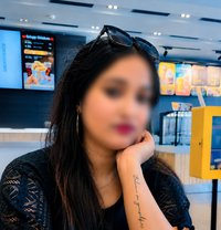 Priya Cam Show & Real Meet Available - puta in Bangalore Photo 1 of 5