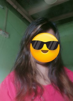 priya - puta in Candolim, Goa Photo 2 of 3