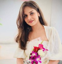 priya - escort in Candolim, Goa Photo 1 of 4