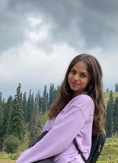 priya - puta in Candolim, Goa Photo 5 of 5