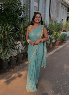 Priya - escort in Candolim, Goa Photo 1 of 3