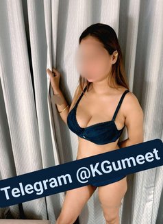 Priya - puta in Noida Photo 2 of 10