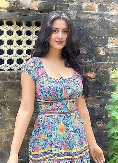 Riya independent - escort in Candolim, Goa Photo 1 of 2
