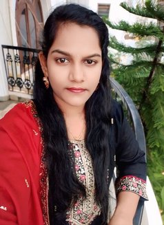 Priya! - escort in Chennai Photo 2 of 6