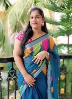 Priya! - escort in Chennai Photo 5 of 6