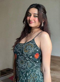 Priya - escort in Coimbatore Photo 2 of 3