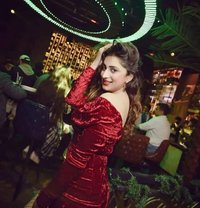 Priya Independent Model in BurDubai - puta in Dubai