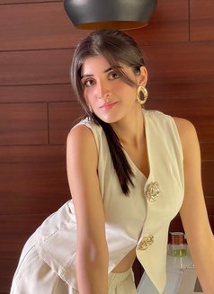 Priya - escort in Dubai Photo 1 of 9