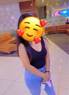 Priya - escort in Dubai Photo 8 of 10