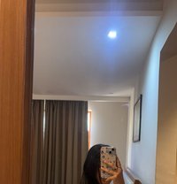 Priya - escort in Noida