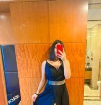 Priya - puta in Gurgaon