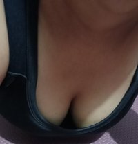 Priya - escort in Guwahati