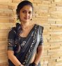 Priya - escort in Chennai Photo 3 of 3