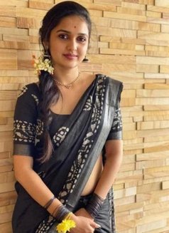 Priya - escort in Surat Photo 3 of 3