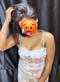 Priya - escort in Hyderabad Photo 2 of 5