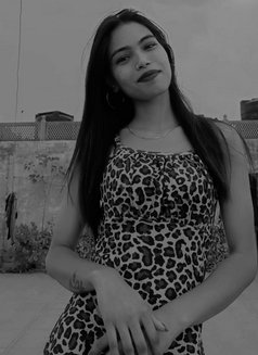 Cam, sex chat, fantasy meeting - puta in Hyderabad Photo 2 of 3