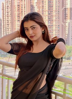 Priya - escort in Hyderabad Photo 2 of 5