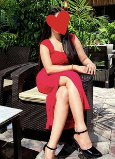 Priya - escort in Hyderabad Photo 1 of 5