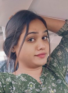Priya - escort in Hyderabad Photo 1 of 4