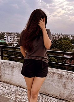 Priya - escort in Hyderabad Photo 8 of 10